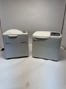 lot 35 image: Lot of (2) Bread Makers