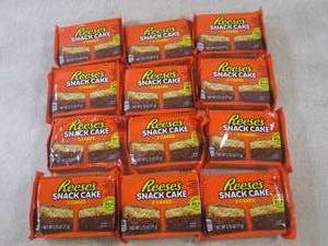 (B-3) 12 Reeses Snack Cake -2 Cakes...