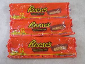 (EC2) 36 Snack Size Resses Peanut B...