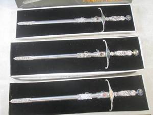 (EW3) 3 As-Is 20 14 Decorative Sw...