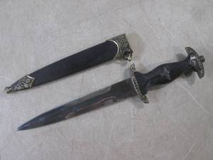 (FS) 14 Decorative Knife with Shea...