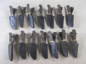 (CS) 14 As-Is Fixed Blade Knives wi...