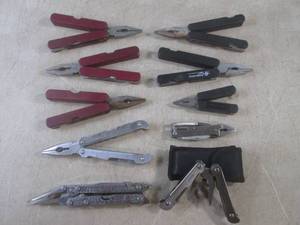 (EC1) 10 Assorted Multi-Tools...