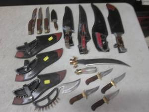 (EW3) Assorted As-Is Knives - Rust ...
