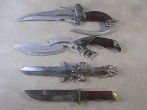 (BS) 4 As-Is Decorative Knives No S...