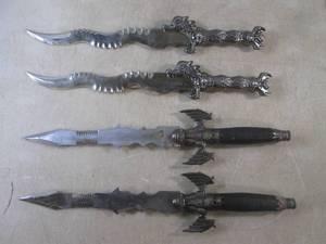 (BS) 4 Large As-Is Knives 18 12 a...