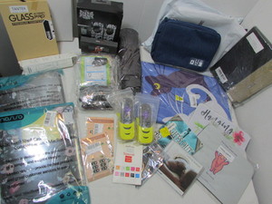Electronics Accessory Lot