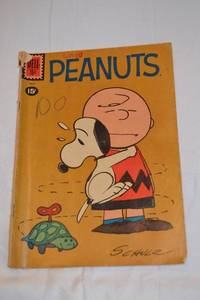 lot 21 image: Vintage Peanuts Comic Book July 1961 Issue No. 9