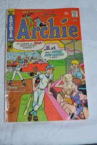 lot 72 image: Vintage Archie Comic No. 237 Aug 1974
