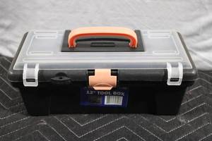 lot A-174 image: 12 Tool Box and Collection of 14 Fantasy Miniature Figurines