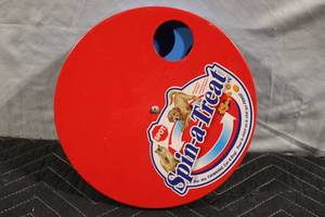 lot 184 image: Spot Spin-a-Treat Interactive Pet Toy for Cats and Dogs