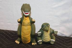 lot 203 image: Set of 2 Dinosaur Hand Puppets - Large T-Rex and Baby Dinosaur