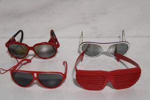 lot 226 image: Set of 4 Vintage Sunglasses in Red and White