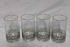 lot 251 image: Set of 4 Holiday Themed Highball Glasses with Gold Rim