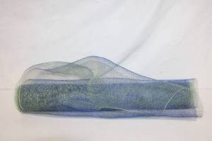 lot 272 image: Roll of Protective Green Mesh Wire Netting