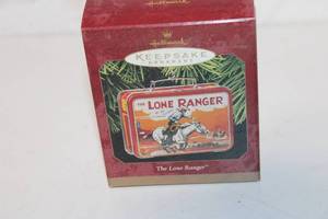 lot 294 image: Hallmark Keepsake Ornament The Lone Ranger Miniature Lunchbox