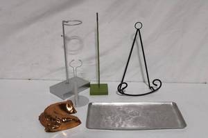 lot 321 image: Collection of Home Decor and Display Stands