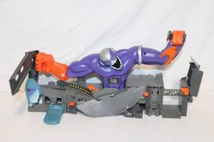 lot 397 image: Used Action Figure Playset with Mechanical Arms