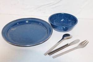 lot 438 image: 3-Piece Blue Camping Dinnerware Set with Plate, Bowl, and Flatware