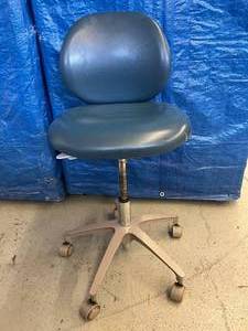 lot 10 image: MSRP $900 Adec Doctors Stool - Height & Back Adjustable - Good Working Condition - Has Crack In Seat Shown In Pictures