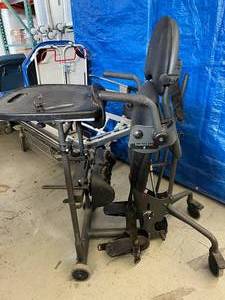 lot 40 image: Easystand - Not Working - Lots Of Wear - For Parts Only