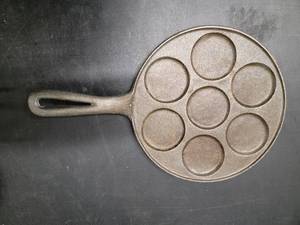 Iron Egg Skillet