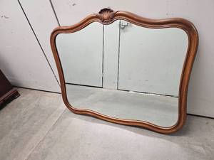 Kindel Furniture French Provencial Scalloped Mirror