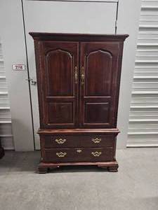 Thomasville Cherry Bedroom Wardrobe