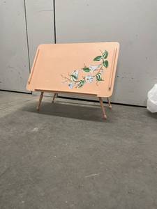 Retro Pink Bed Table
