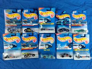 lot 45 image: 10 New Carded Hot Wheels