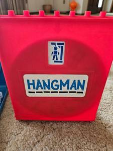lot 18 image: Lot of Board Games