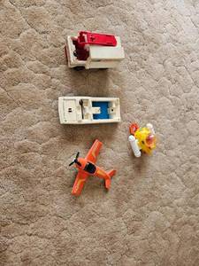 lot 20 image: Fisher Price Toys