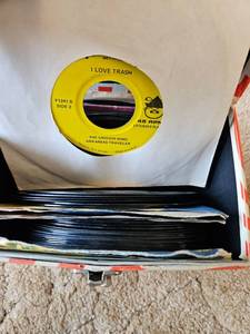 lot 28 image: 2 Boxes of 45 records