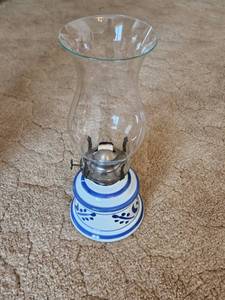 lot 31 image: Blue Swiss Oil Lamp