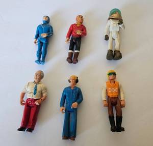 lot 54 image: Fisher Price Adventure People