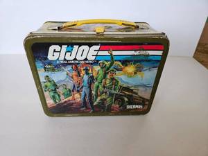 lot 81 image: 1980s GI Joe Lunchbox