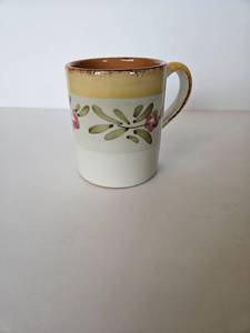 lot 87 image: Coffee Mugs