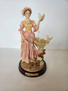 lot 98 image: Montefiore Collection Figurine