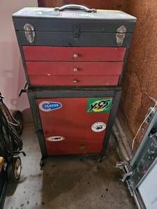 lot 104 image: Tool Box