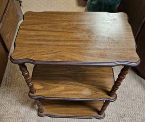 lot 106 image: Table