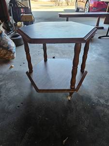 lot 142 image: MCM Side Table