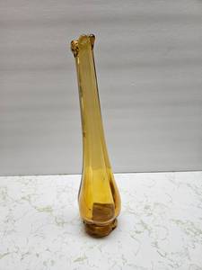 lot 157 image: Vintage Swing glass vase
