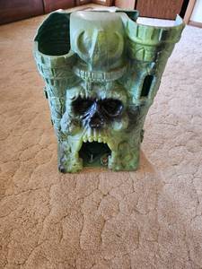 lot 172 image: He-Man Skeletor Grayskull Castle