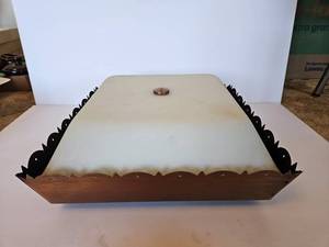 lot 124 image: 1970s Light Fixtures