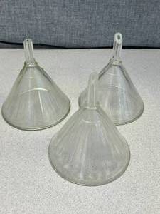 lot 33 image: 3 - 16oz. Heavy Wall Ribbed Funnel Mercer Glass