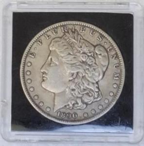 lot 29 image: E Pluribus Unum - One Dollar Coin - 1890 - In a Plastic Cover (View Photos)
