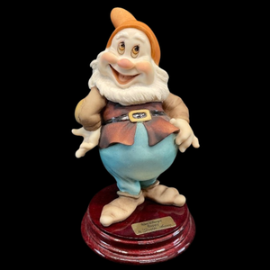lot 453 image: Walt Disneys Happy Figurine by Giuseppe Armani