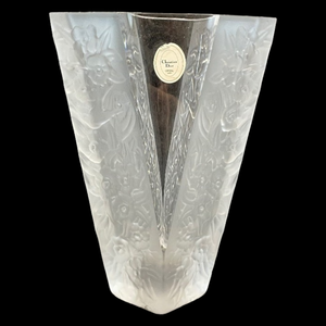 lot 471 image: Christian Dior Crystal Vase