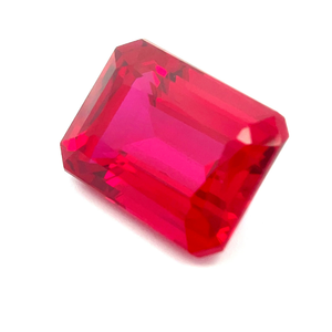 lot 240 image: Large 29.40 Carat Red Topaz Gemstone Loose