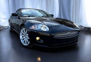 lot 1B image: 2007 Jaguar XK Convertible - only 41k miles - Timeless Elegance and Thrilling Performance VIDEO